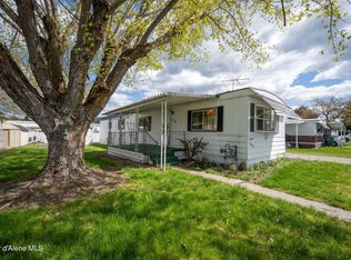 8474 N Sunny Ln, Hayden Lake, ID 83835