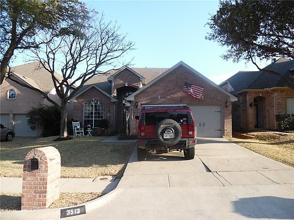 2nd image of 3513 Castlewood Ct