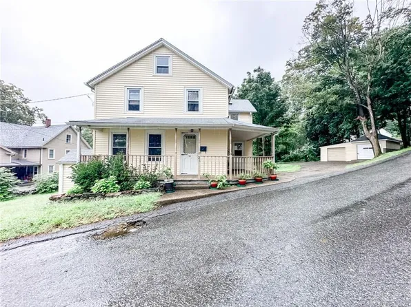 26 Nichols Street, Putnam, CT 06260