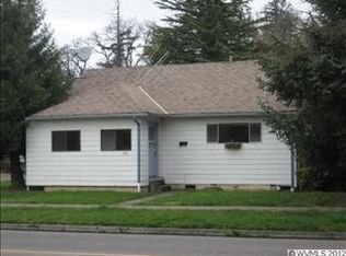 686 Monmouth St, Independence, OR 97351