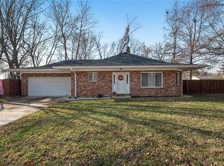 213 Turnbridge Dr, Swansea, IL