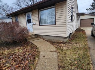 1833 Spruce St, Beloit, WI 53511