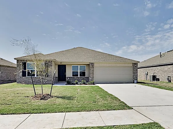 309 Blue Dr, Newcastle, OK 73065