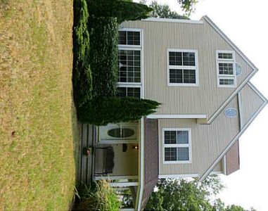 4 Shadbush Trl, Narragansett, RI, 02874