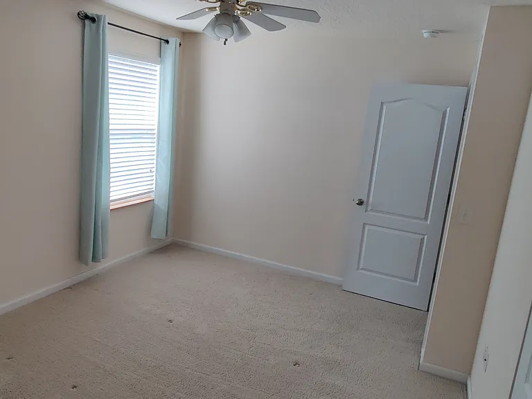 Guest Bedroom #1