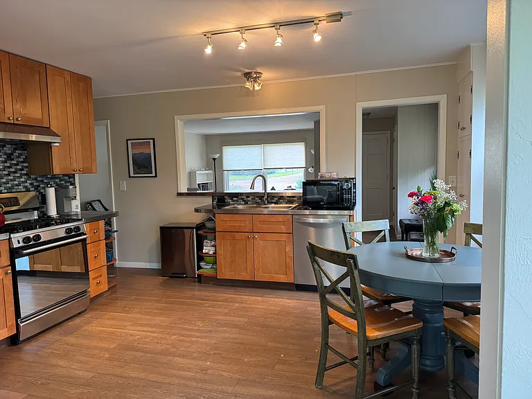 8717 Baseline Rd — Photo 9