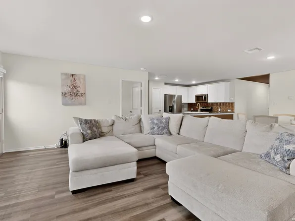 5656 Jasmine Spur, Bulverde, TX 78163