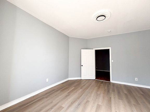 4th image of 478 15th Ave APT 1