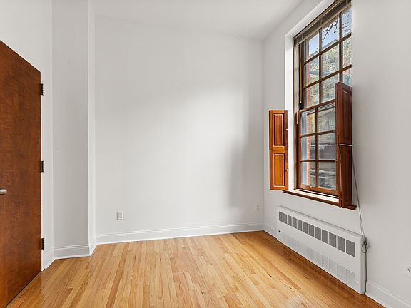 4th image of 161 Columbia Hts APT 2F