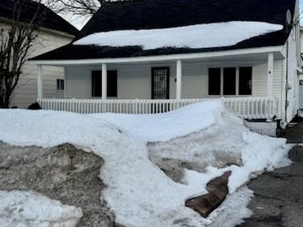 156 Pleasant Avenue, Madawaska, ME 04756