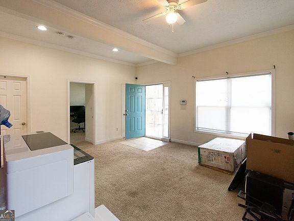 5th image of 517 Jefferson St