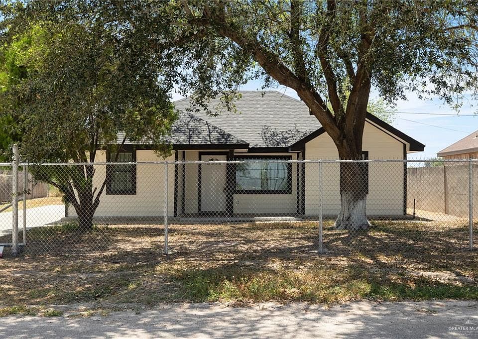 1st image of 805 Pammy Cir