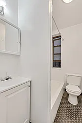 Rented by Pistilli Realty Group