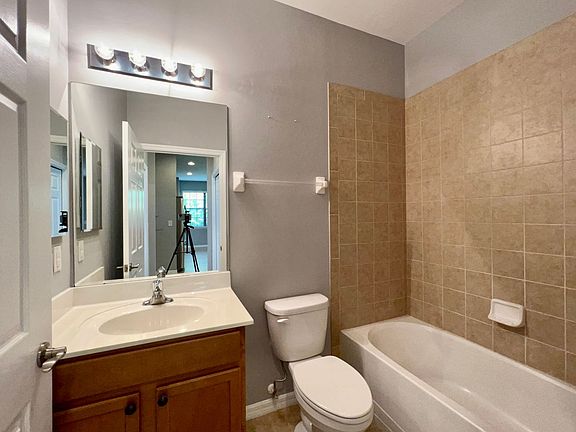 4th image of 3702 Pino Vista Way Unit 4