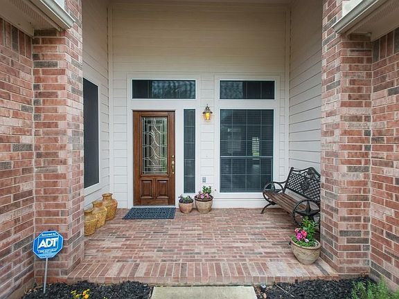2nd image of 2929 Cajuiles Dr