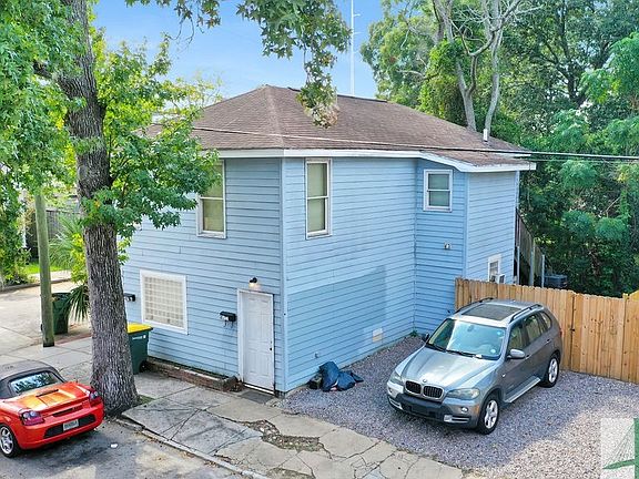 2nd image of 2605-2607 Jefferson Street