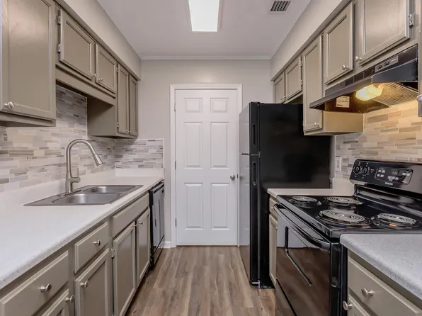 Retreat at Towne Crossing