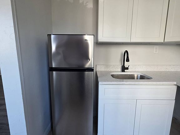 5th image of 810 Kennedy St NW APT 101