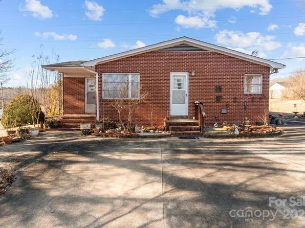 700 Snuggs St, Albemarle, NC 28001