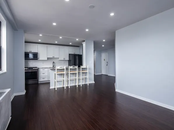 1225 Kennedy Boulevard image 1 of 24
