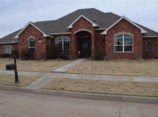 4924 Deerfield Ave, Enid, OK 73703