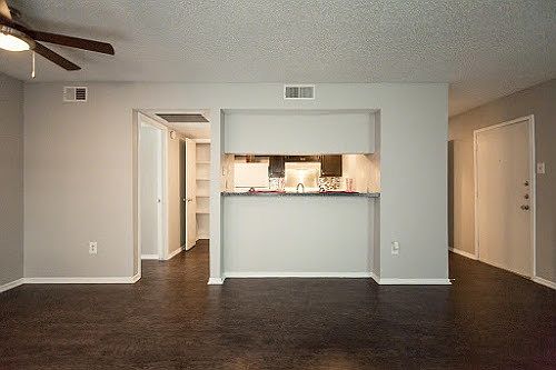 3rd image of 801 Cooper Square Cir APT 121