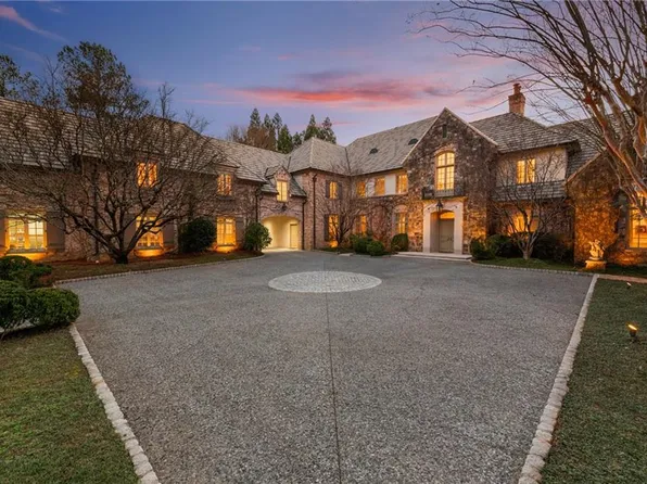 4380 Harris Trl NW, Atlanta, GA 30327