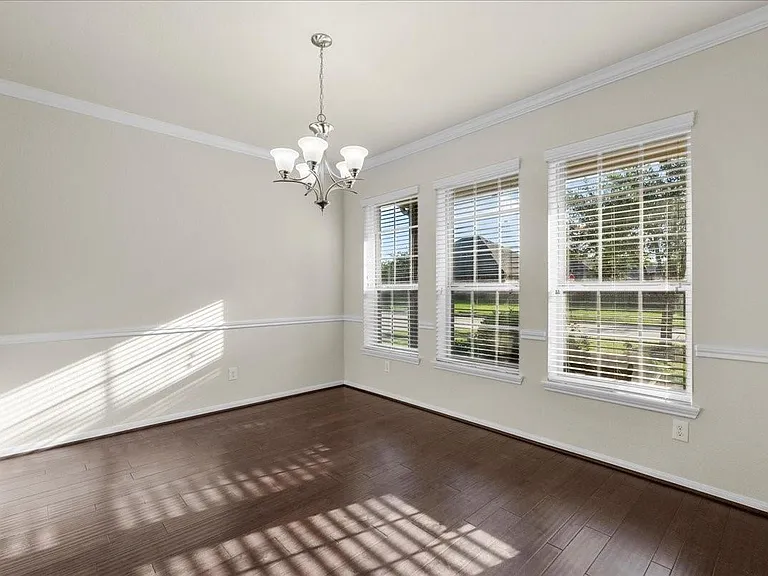 2246 Oakleaf Trail Ln — Photo 5