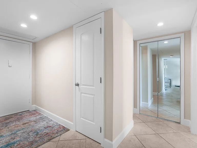 950 Ponce De Leon Rd #4030 — Photo 13
