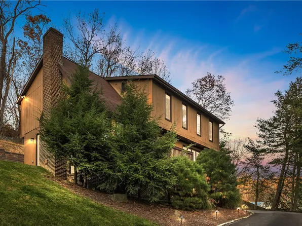 107 Shangri La Dr, Monroeville, PA 15146