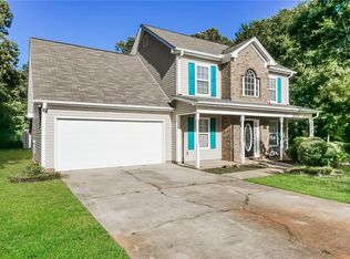 145 Dodgen Place Dr, Hampton, GA 30228