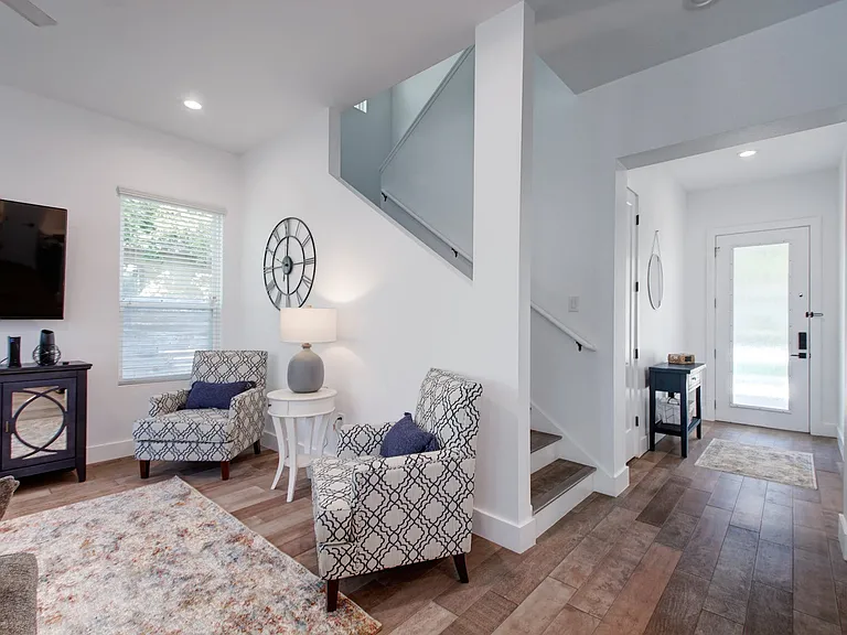 413 W Odell St #1 — Photo 14