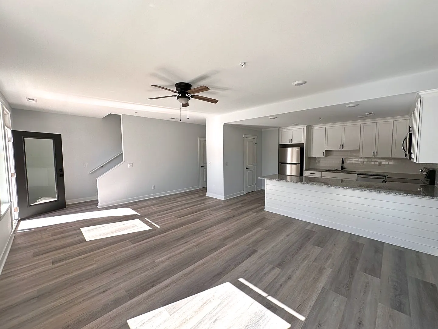 Spacious Two-Bedroom Condo off Masonboro Loop — Photo 4