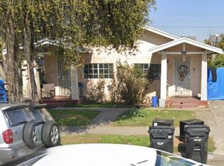 1053 W Gage Ave, Los Angeles, CA 90044