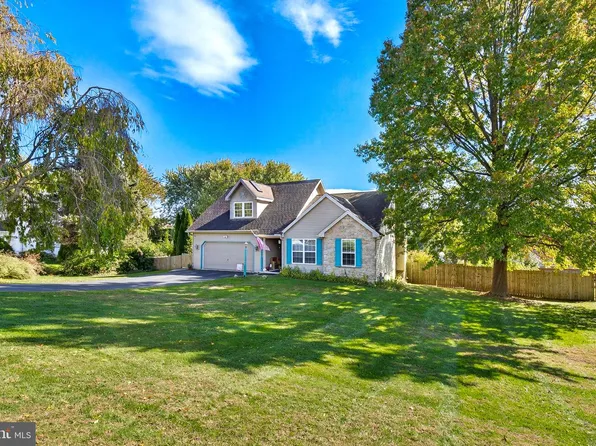 675 Glen Run Dr, Atglen, PA 19310