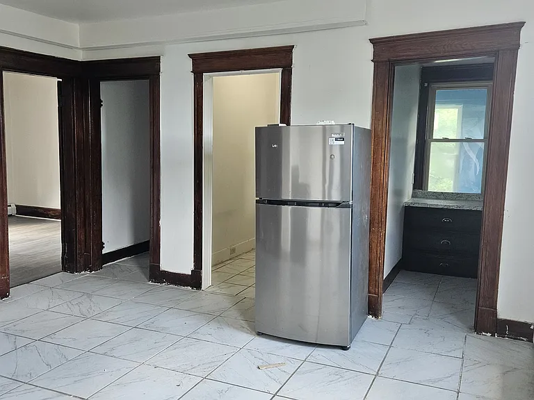 48 Poplar St #3 — Photo 9