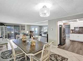 1810 SW 83rd Ter, Davie, FL 33324