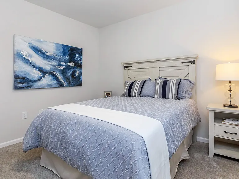 APARTMENTS FOR RENT AT RIVERSTONE APARTMENTS AT LONG SHOALS