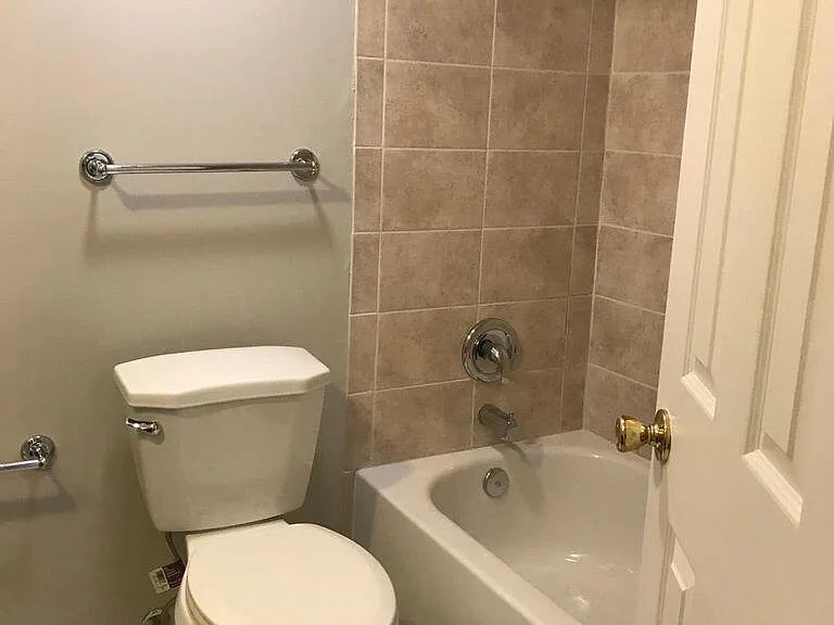 1271 SE Parkview Pl #H8 — Photo 12