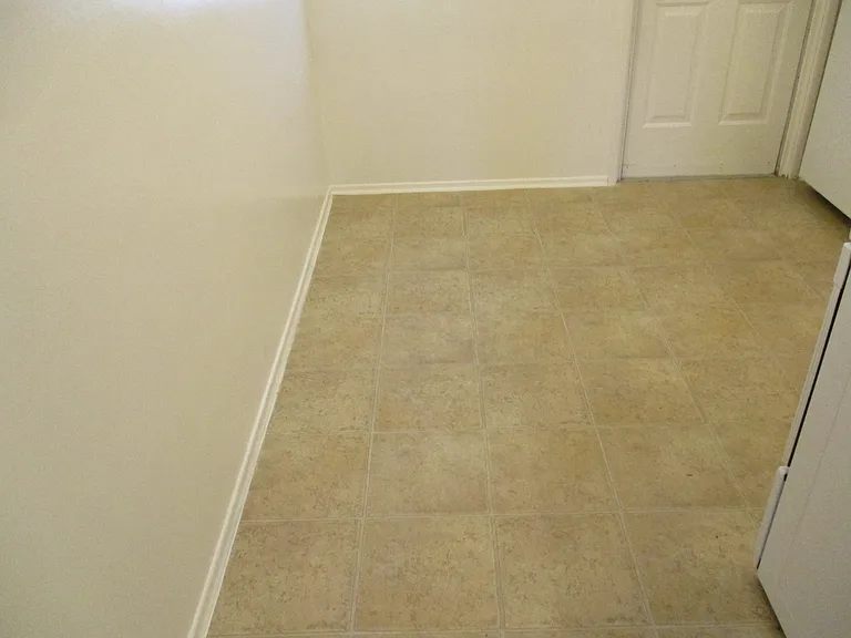 443 Flower St #A — Photo 24