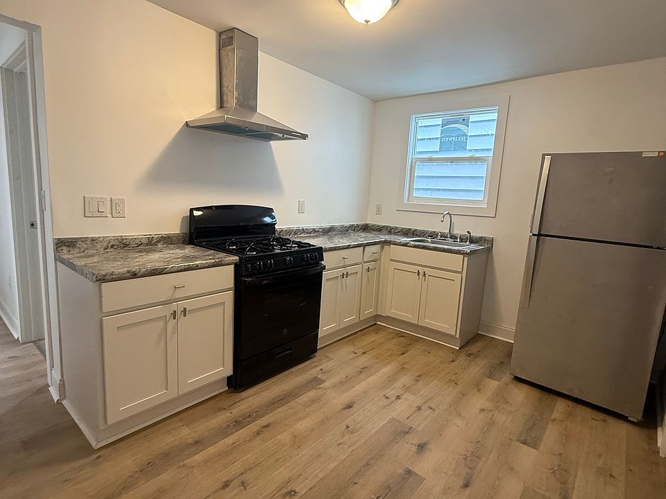 1st image of 1348 Byrd Ave APT 1