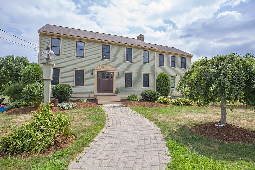 164 Thompson St, Middleboro, MA 02346 Zillow