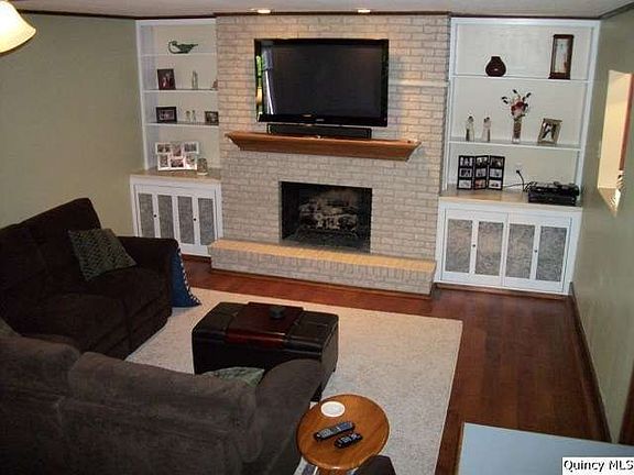 Home for Sale in Quincy, IL $219,900