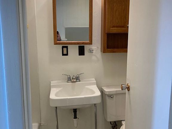4th image of 1519 John Ave APT 3