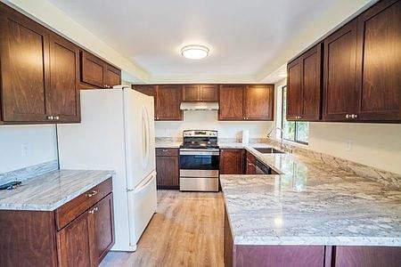 Nice kitchen with lots of storage and granite countertops