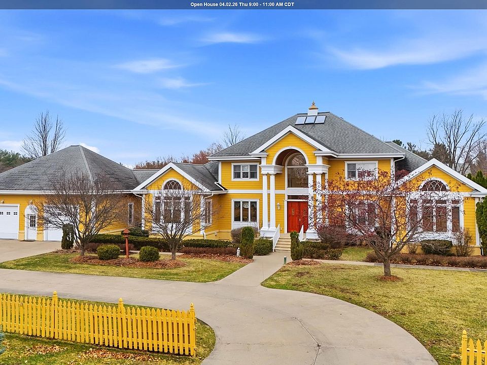 1st image of 1105 Lakeview Dr