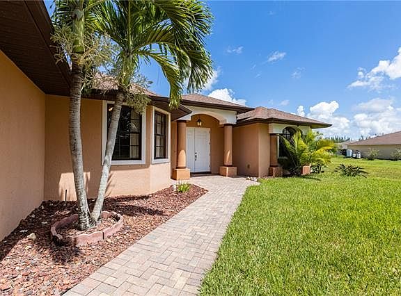 5th image of 2217 NW 15th St