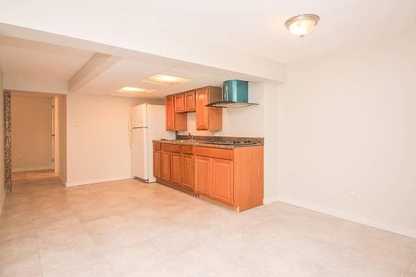 2nd image of 13725 81st St Fl 1ST