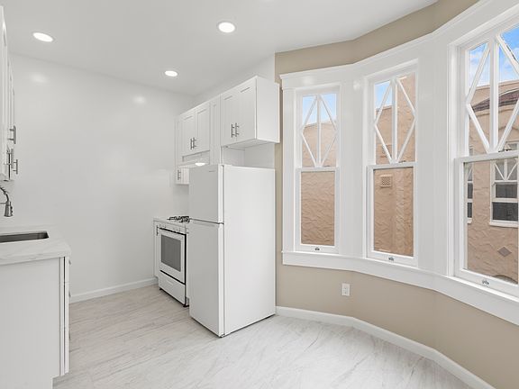 5th image of 1640 Kirkham St APT 7
