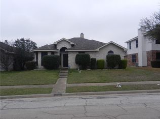 1433 Sunnymeadow Rd, Lancaster, TX 75134